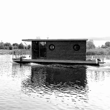 House On Water - Dom Na Wodzie - Dawn *